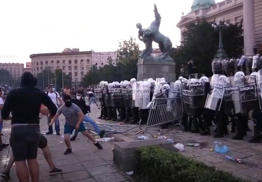 Jul-2020-Protest-Srbija